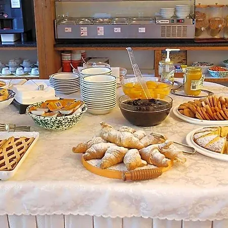 Valdor Hotel 3*