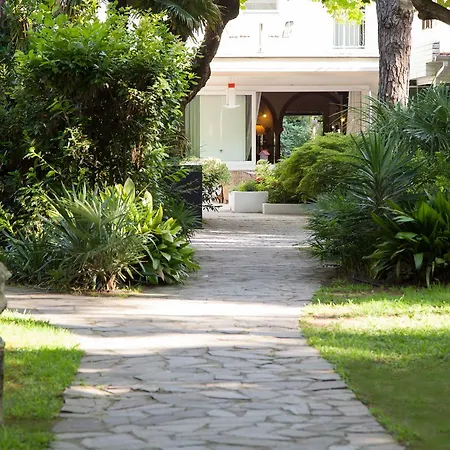 Valdor Hotel 3*